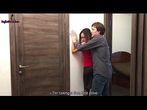 ❤️ Seksikäs kiinteistönvälittäjä runkkaa aistillisesti pilluaan ja nussii myydessään asuntoaan - Krempai ❤ Seksivideo at us ❤