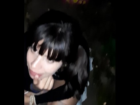 ❤️ Kadulla turvonneen peniksen vastineeksi karkkia ❤ Seksivideo at us ❤